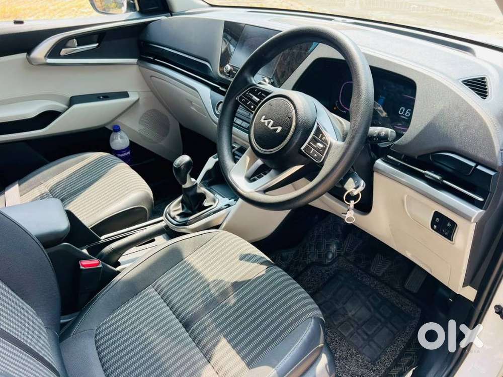Kia Carens 1.4 Prestige 7 Str, 2024, Petrol