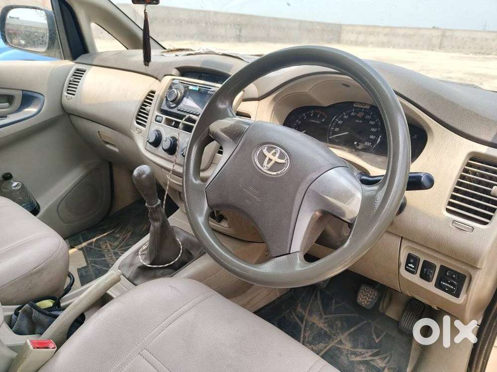Toyota Innova 2.5 G (diesel) 7 Seater, 2016, Diesel