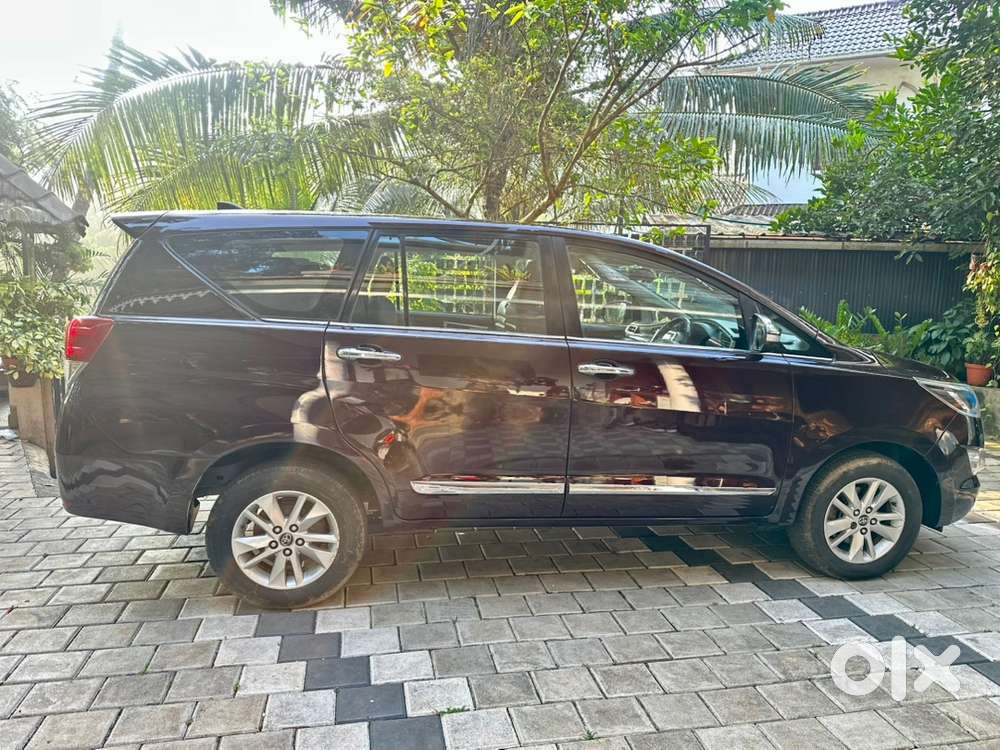 Toyota Innova Crysta 2017