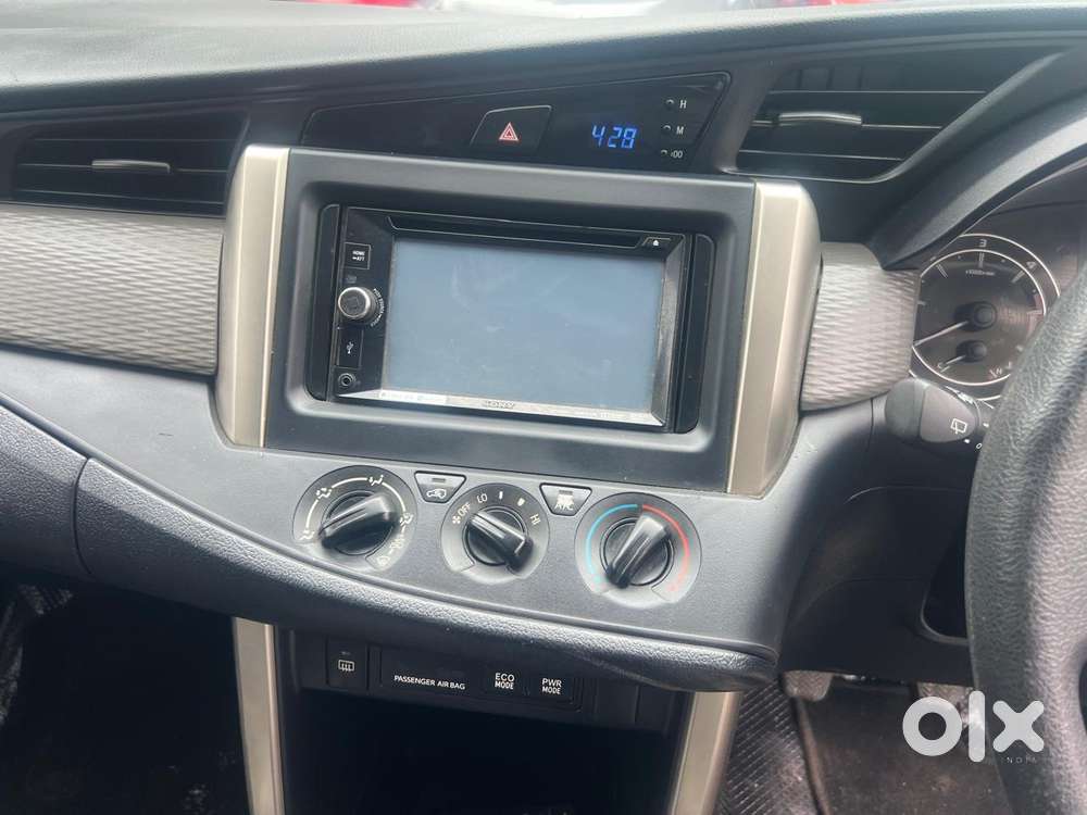 Toyota Innova Crysta 2.4 G Mt, 2016, Diesel