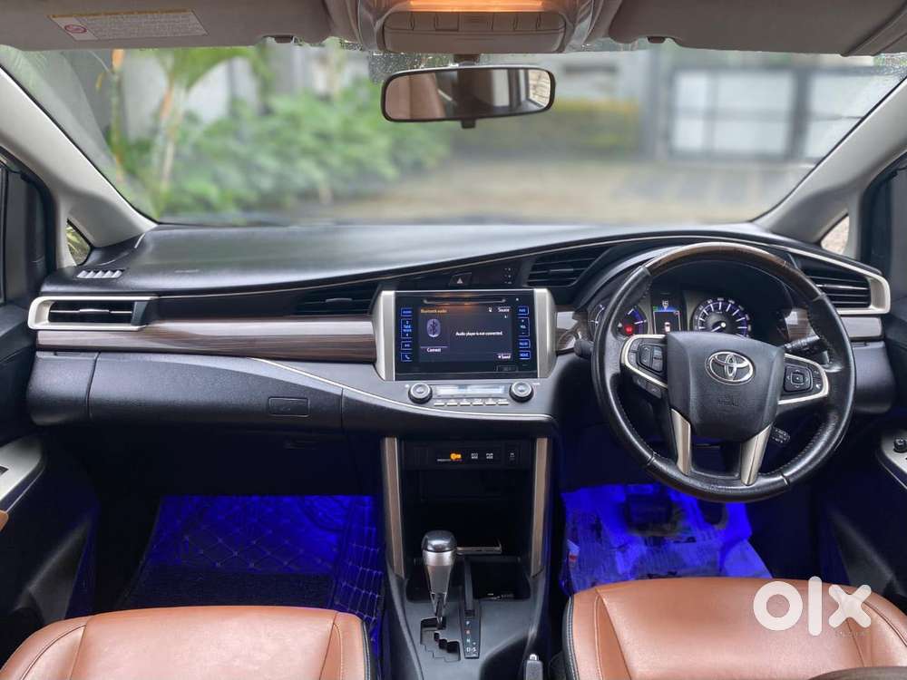 Toyota Innova Crysta 2.8z Automatic, 2017, Diesel