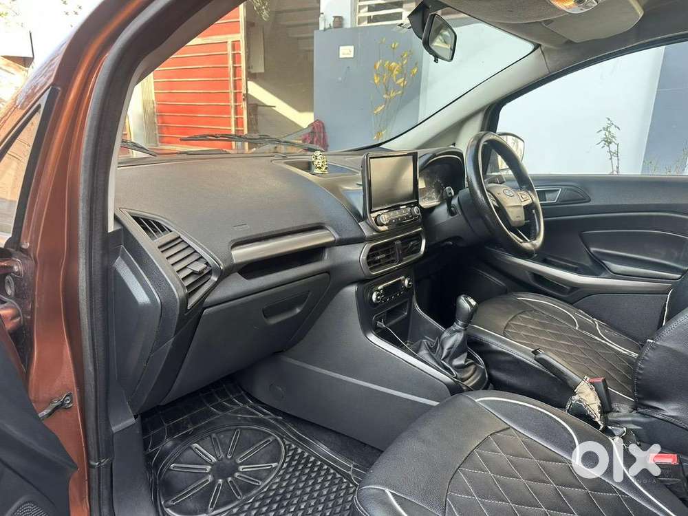 Ford Petrol Car 2018