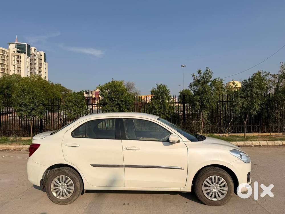 Maruti Suzuki Dzire 2017-2020 1.2 Vxi Amt, 2018, Petrol