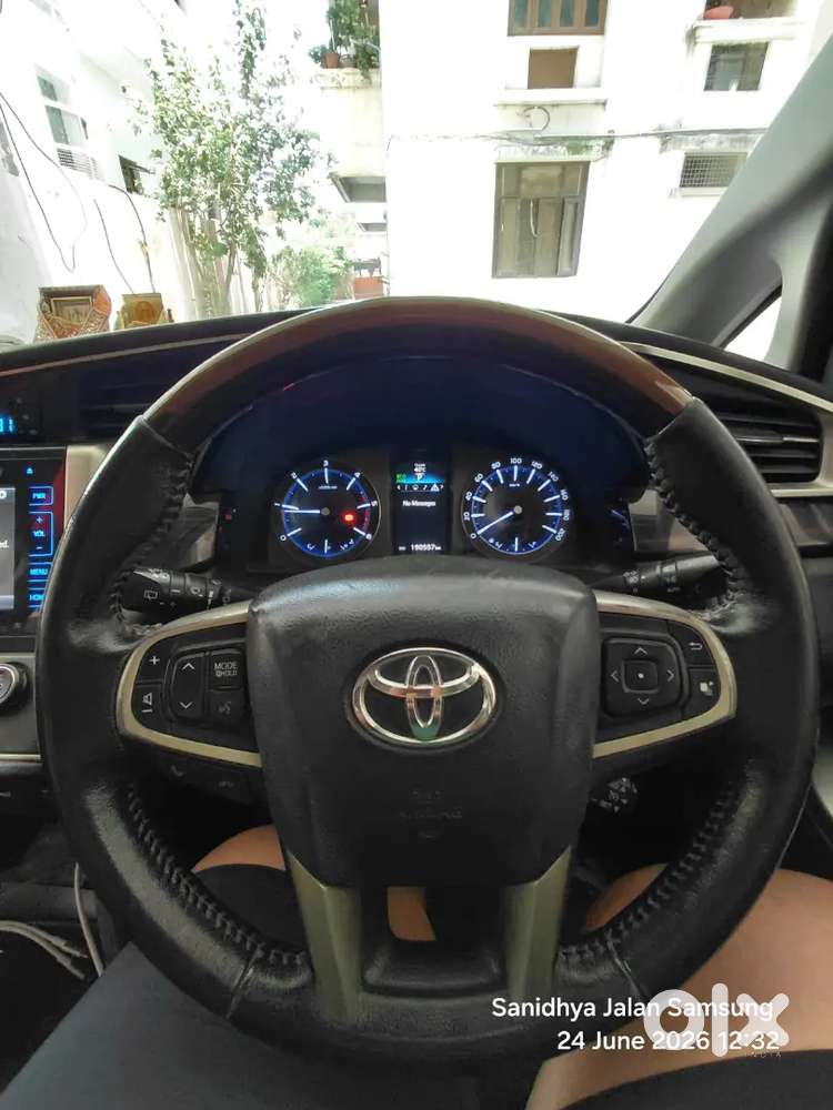 Toyota Innova Crysta 2023