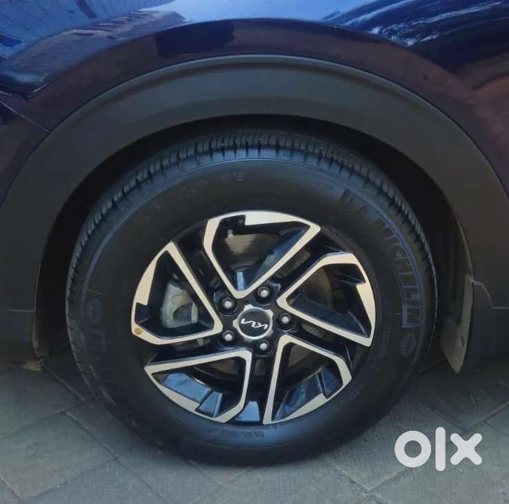 Kia Carens 1.4 Prestige Plus Turbo Dct 7 Str, 2022, Petrol