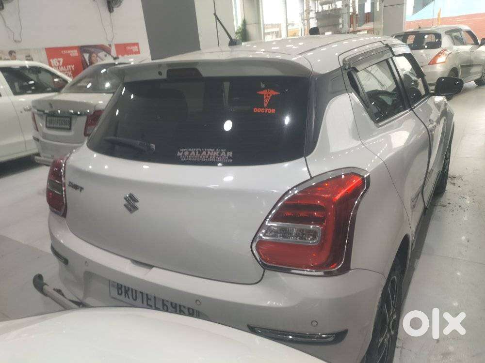 Maruti Suzuki Swift Zxi Plus Amt Dual Tone, 2019, Petrol
