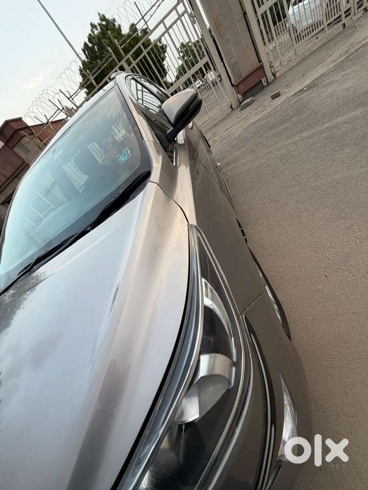 Toyota Innova Crysta 2.8 Gx At 8s, 2019, Diesel