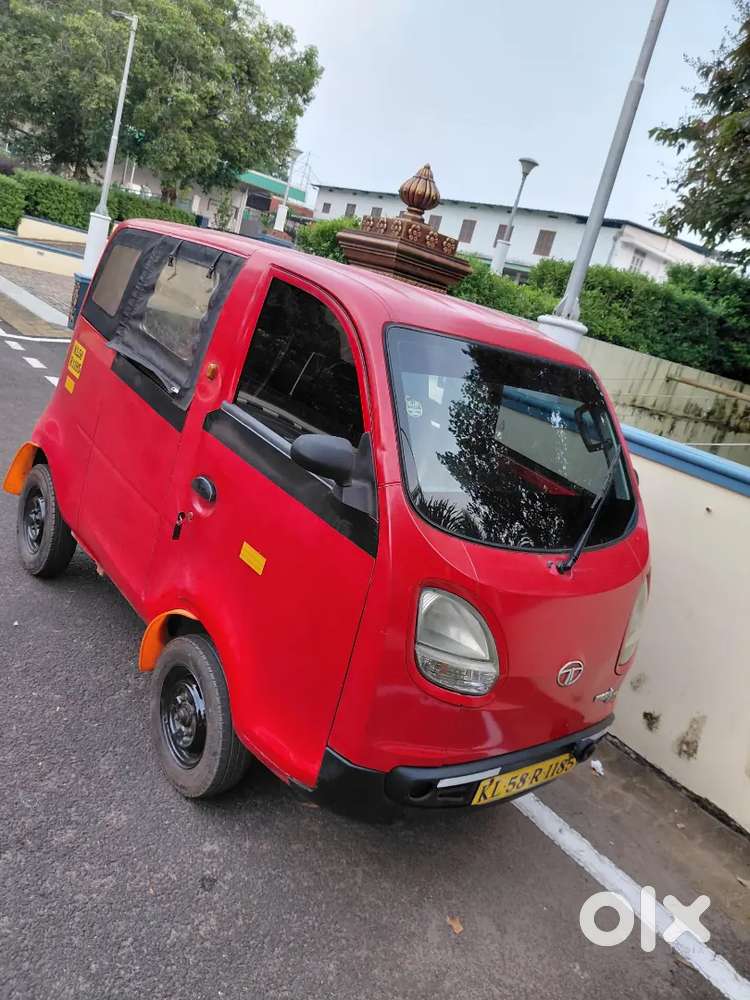 Tata Magic Vellimoonga 2015 October