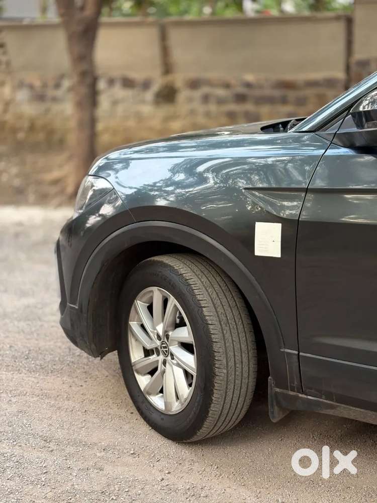 Volkswagen Taigun 1.0 Tsi Highline At, 2023, Petrol