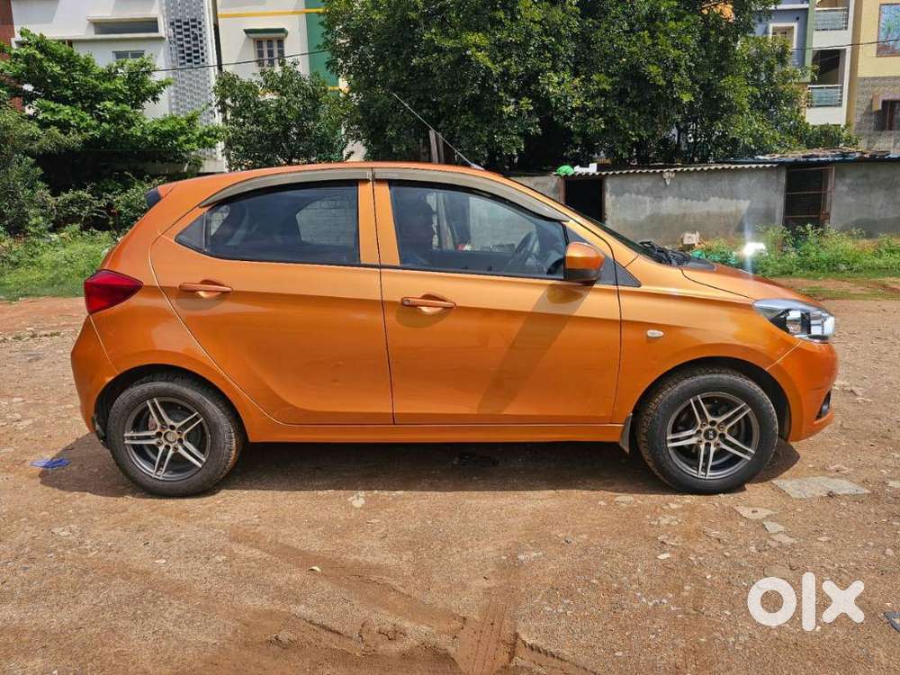 Tata Tiago 1.2 Revotron Xta, 2018, Petrol