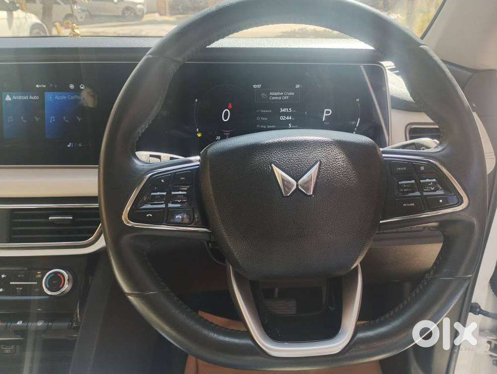 Mahindra Xuv700 2.0 Ax 7 Petrol At Luxury Pack Str, 2024, Petrol