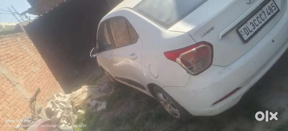 Hyundai Xcent 2015 Diesel Well Maintained