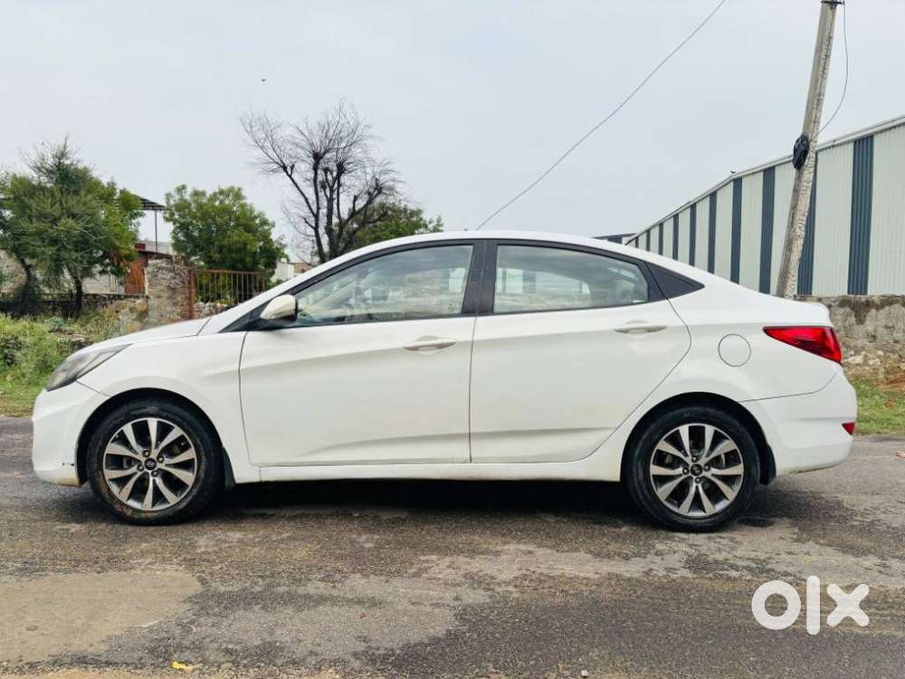 Hyundai Verna 1.6 Sx Crdi (o), 2014, Diesel