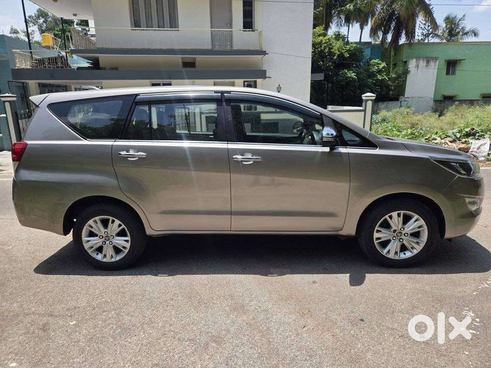 Toyota Innova Crysta 2.4 Z 7 Str, 2016, Diesel