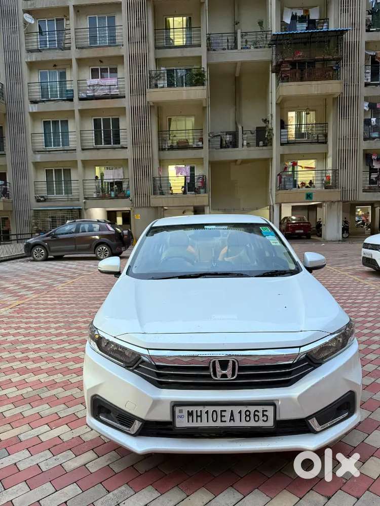 Honda Amaze Petrol 35,000 Km