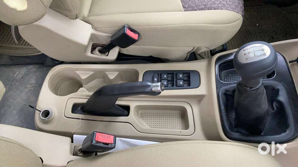 Mahindra Tuv 300 Mhawk100 T8, 2018, Diesel