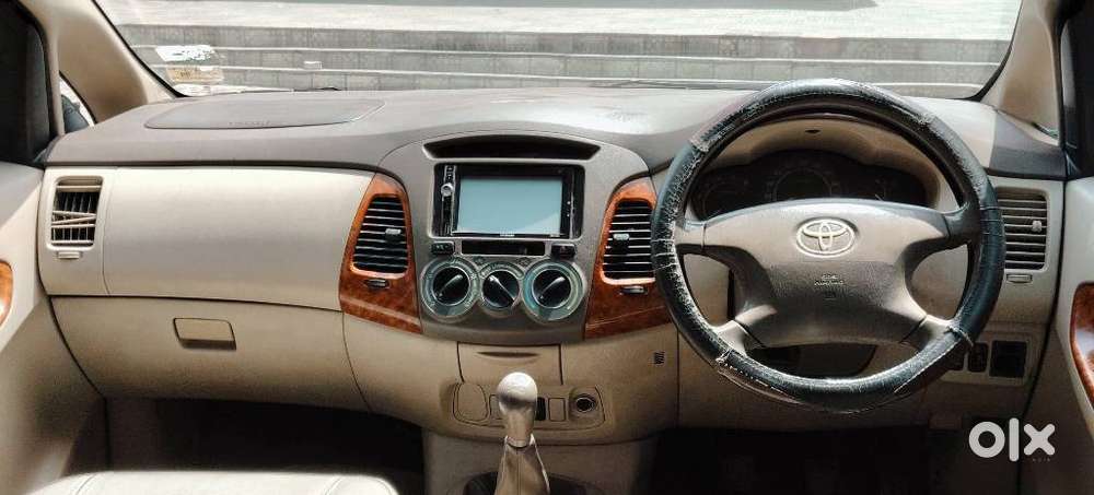 Toyota Innova 2.5 V 7 Str, 2007, Diesel
