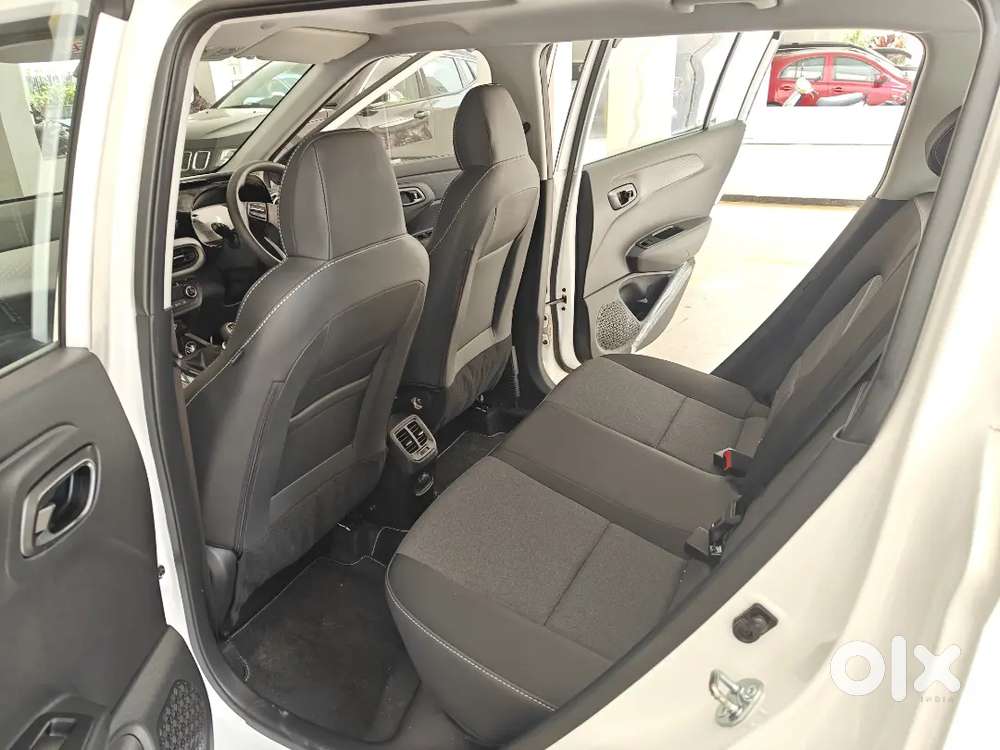 Hyundai Exter 2025 Petrol 1500 Km Driven