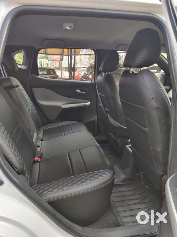Nissan Magnite 1.0 Xv Turbo Cvt, 2022, Petrol