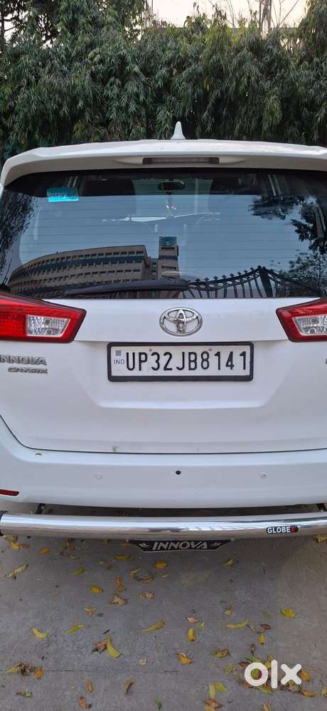 Toyota Innova Crysta 2.4 G Mt, 2017, Diesel