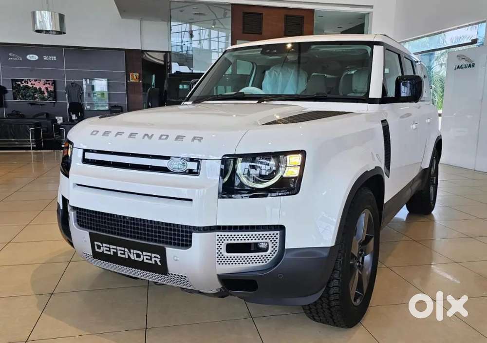 Land Rover Defender 2023 Diesel 45000 Km Driven