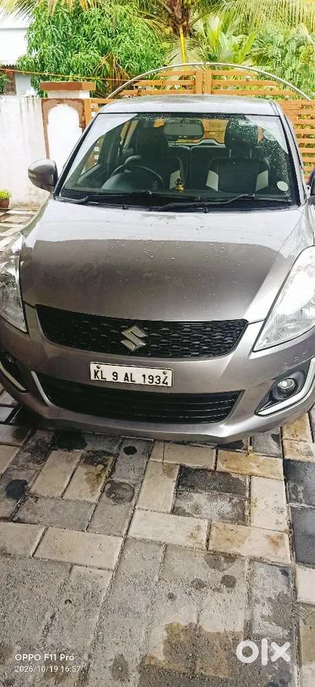 Maruti Suzuki Swift 1.2 Vxi 2016