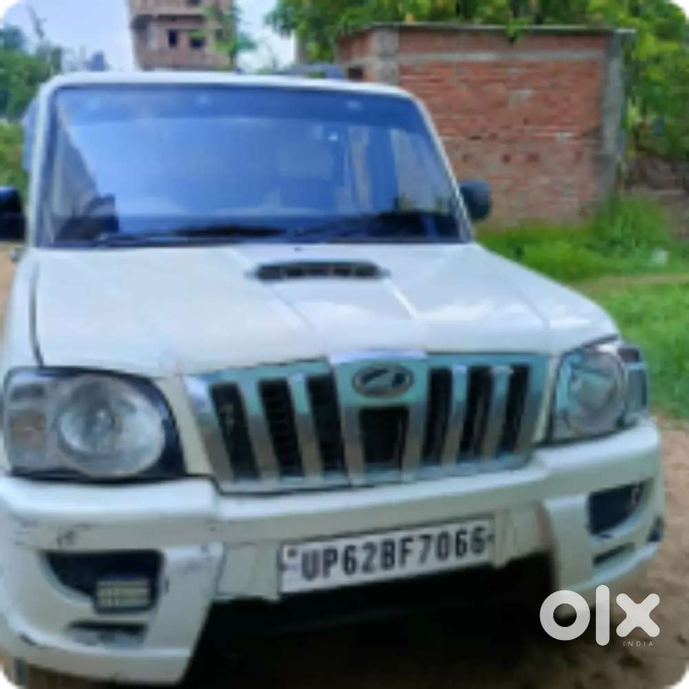 महिंद्रा स्कार्पियो इंजन का काम हो गया है अभी300 किलोमीटर चली है