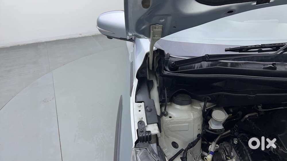 Maruti Suzuki Xl6 1.5 Alpha At, 2022, Petrol