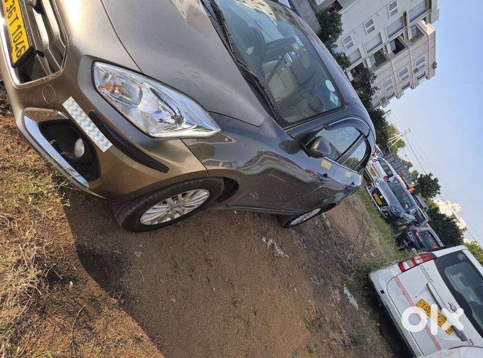 Maruti Suzuki Dzire 1.2 Zxi Cng, 2024, Cng & Hybrids