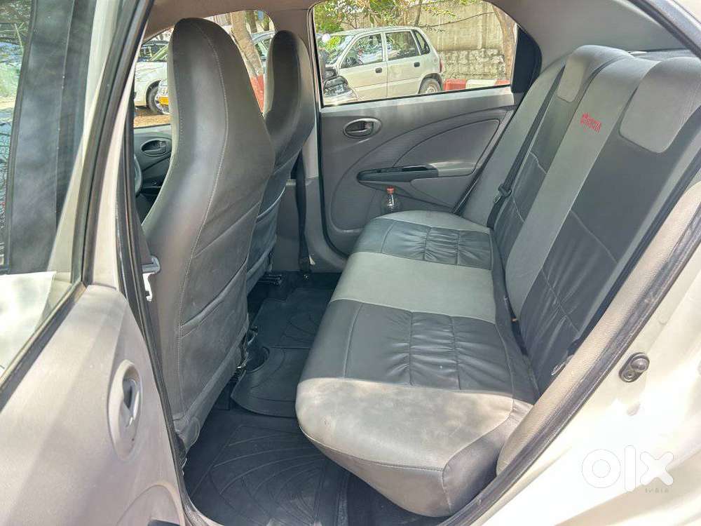 Toyota Etios 2010-2012 G, 2011, Petrol