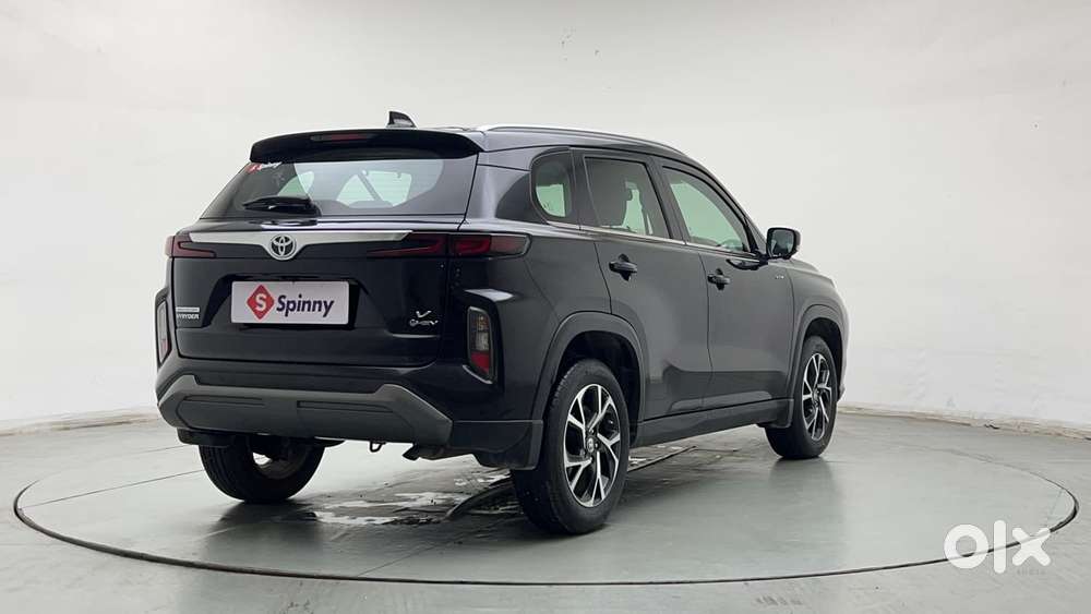 Toyota Urban Cruiser Hyryder 1.5 V Hybrid, 2025, Cng & Hybrids