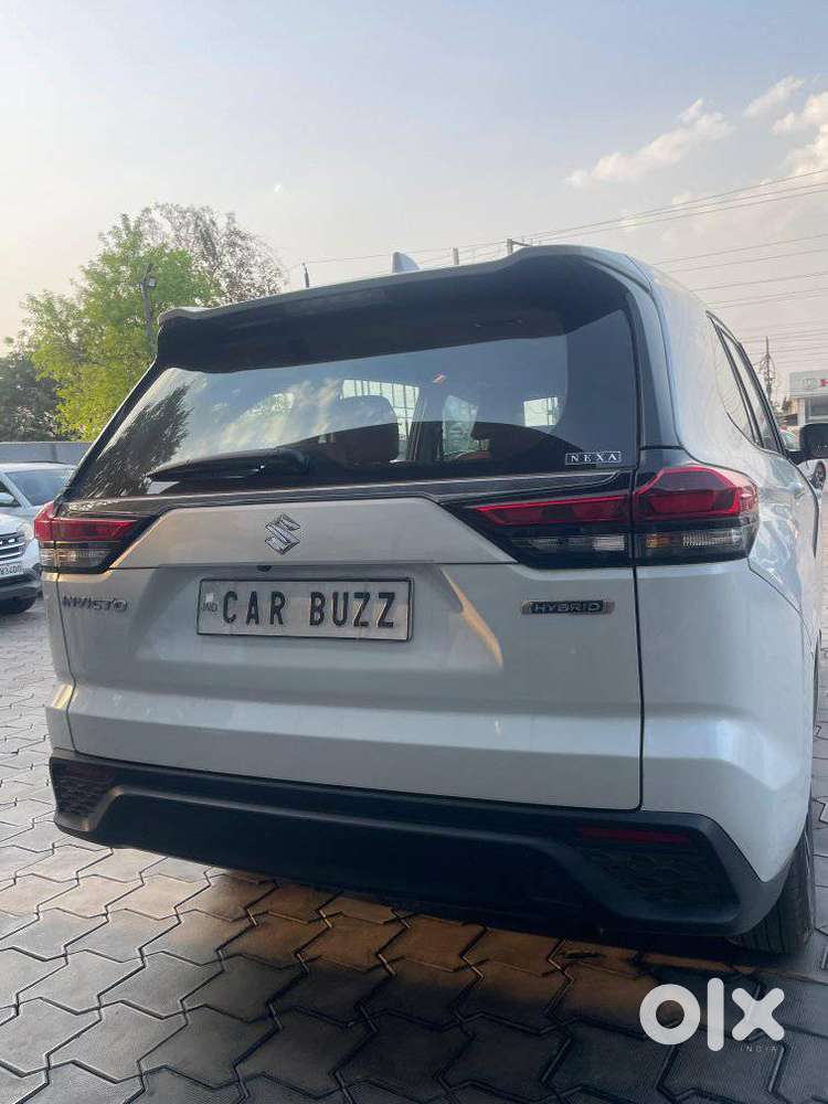 Maruti Suzuki Invicto Zeta Plus 7str, 2025, Petrol