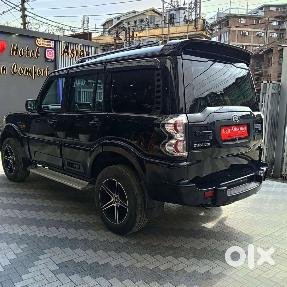 Mahindra Scorpio
