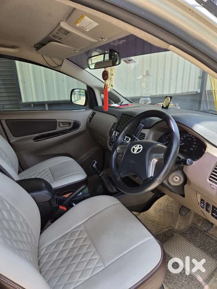 Toyota Innova 2015 Diesel Well Maintained