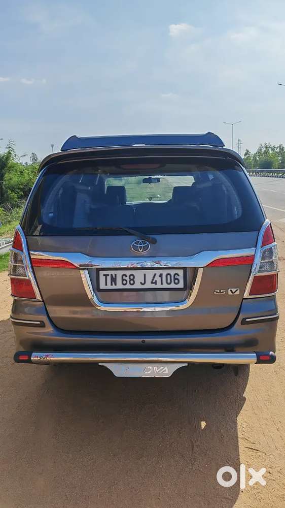 Toyota Innova 2013 Diesel Well Maintained