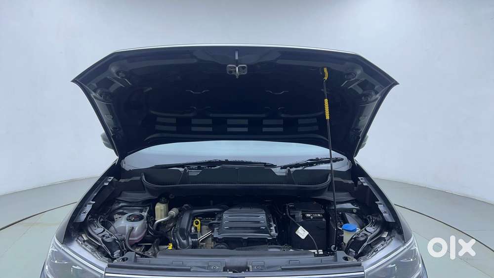 Volkswagen Taigun Topline 1.0 Tsi At (electric Seats), 2022, Petrol