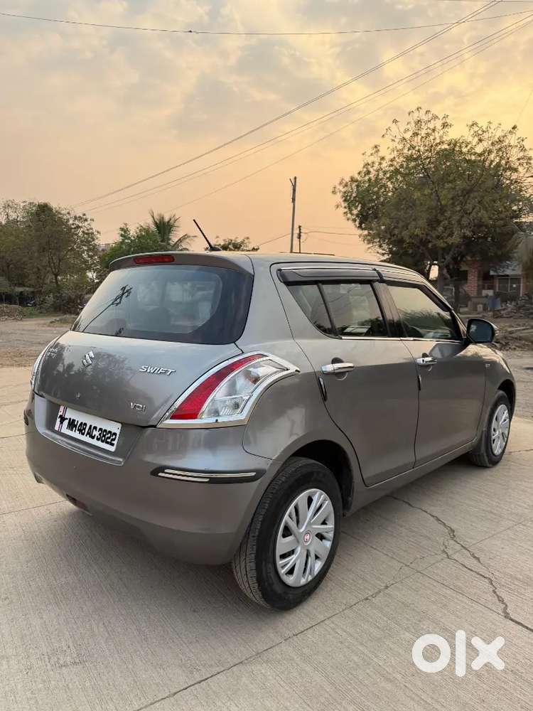 Maruti Suzuki Swift 2015 Diesel 88000 Km Driven