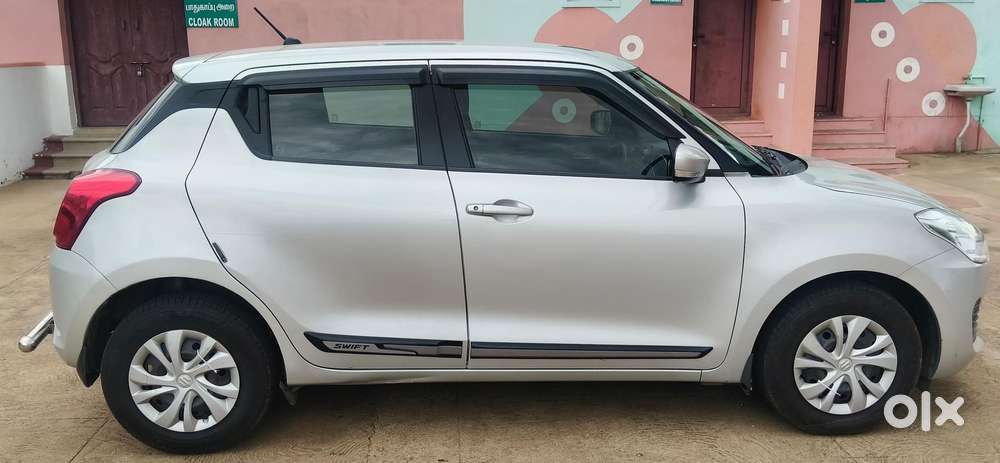Maruti Suzuki Swift Vvt Vxi, 2022, Petrol