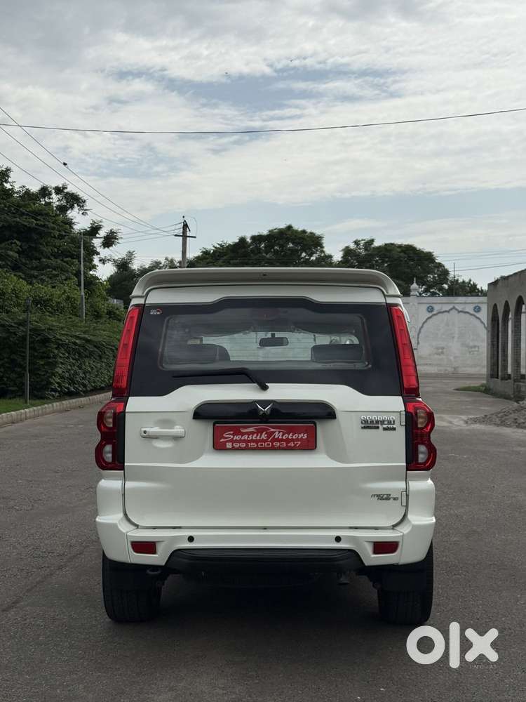 Mahindra Scorpio Classic 2.2 S 11 Mt 7 Str, 2023, Diesel