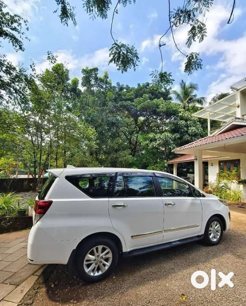 Innova Crysta 2018 Model Re Vandi Ann