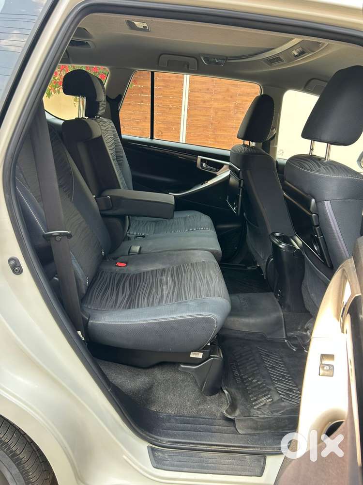 Toyota Innova Crysta 2.4 Vx Mt, 2019, Diesel