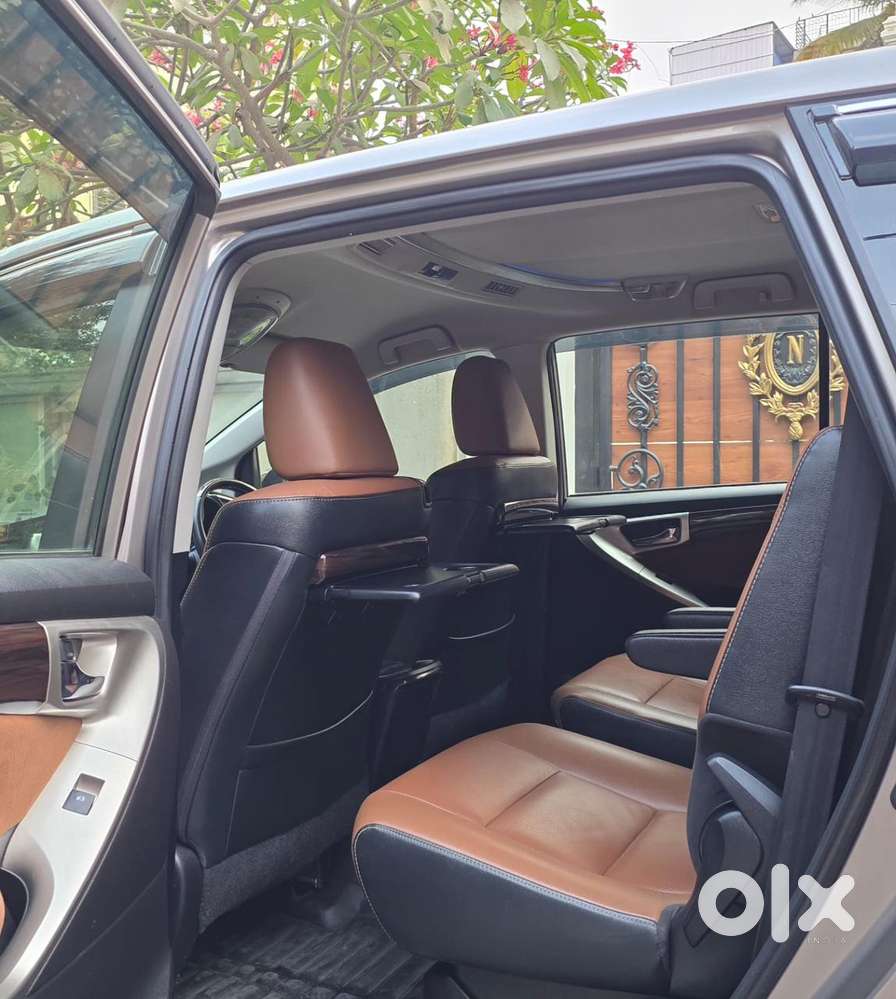 Toyota Innova Crysta 2.8 Gx Automatic 8 Str, 2019, Petrol