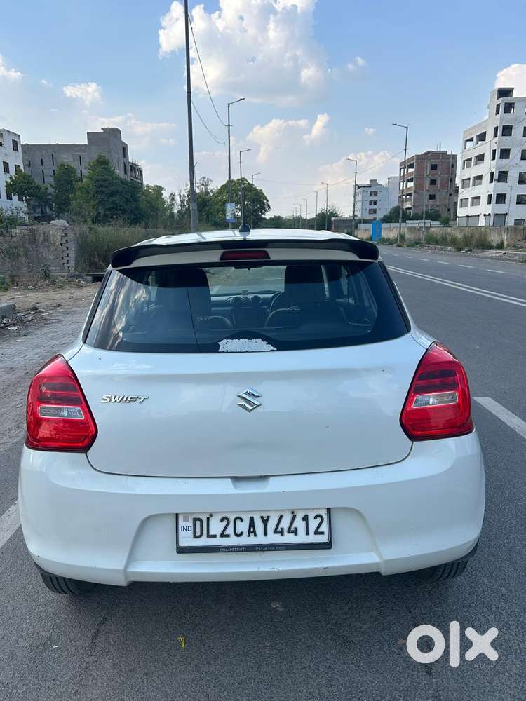 Maruti Suzuki Swift Vxi 1.2 Abs Bs-iv, 2018, Cng & Hybrids