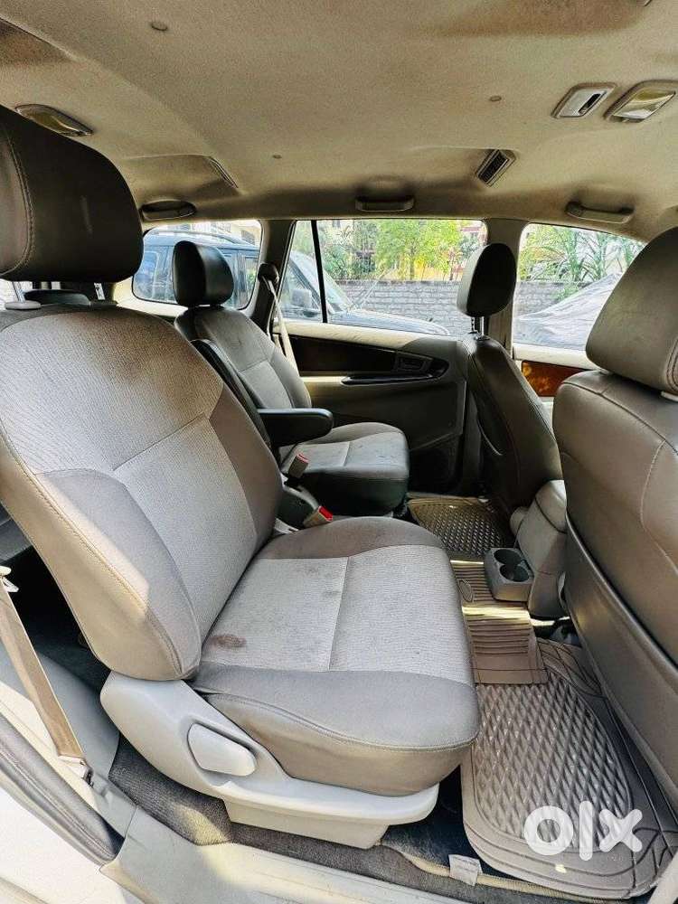 Toyota Innova 2.5 G (diesel) 7 Seater, 2013, Diesel