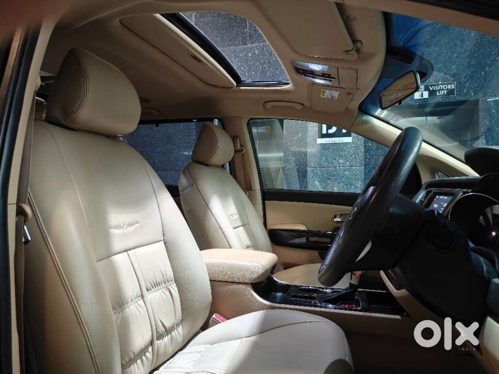 Kia Carnival Prestige, 2021, Diesel