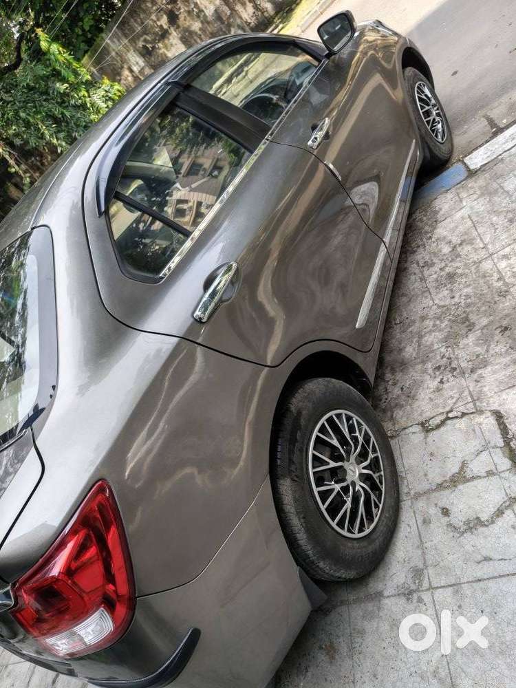 Maruti Suzuki Dzire 1.2 Vxi, 2021, Petrol