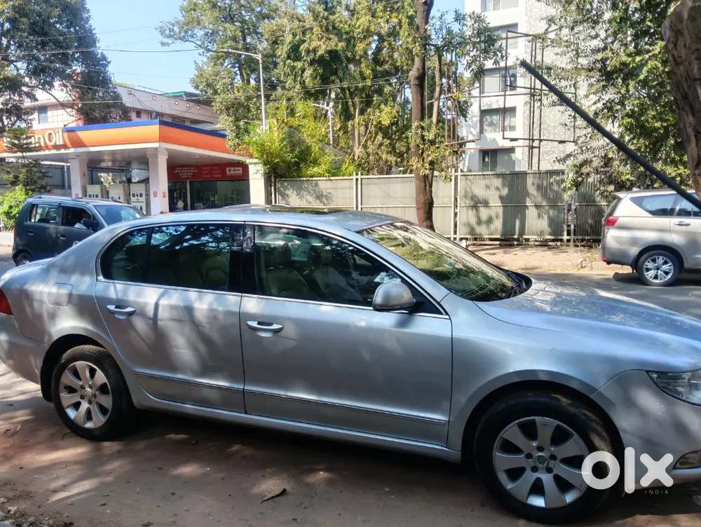 Skoda Superb 2010 Model Life Time Tax Sunroof