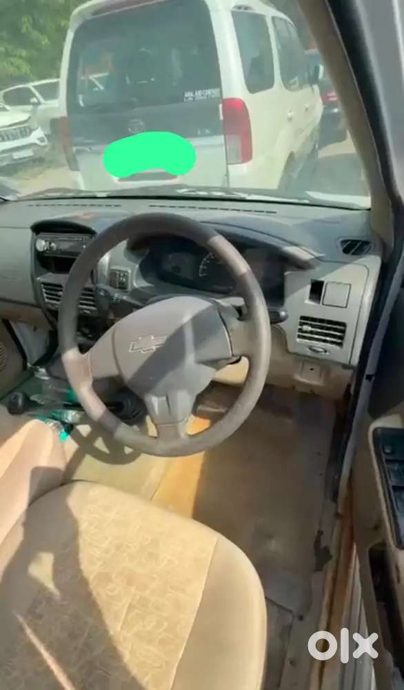 Chevrolet Tavera Neo 2015 Model