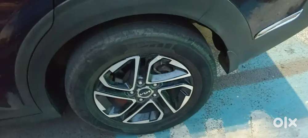 Kia Carens 2024 Petrol 15000 Km Driven