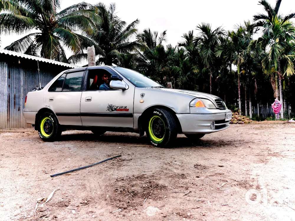 Maruti Suzuki Esteem Vxi 2005